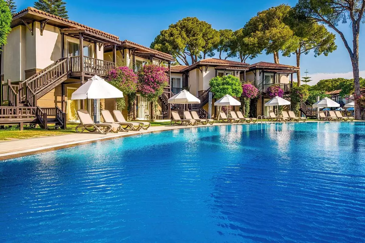 ویلا هتل پاپیلون آیشا آنتالیا